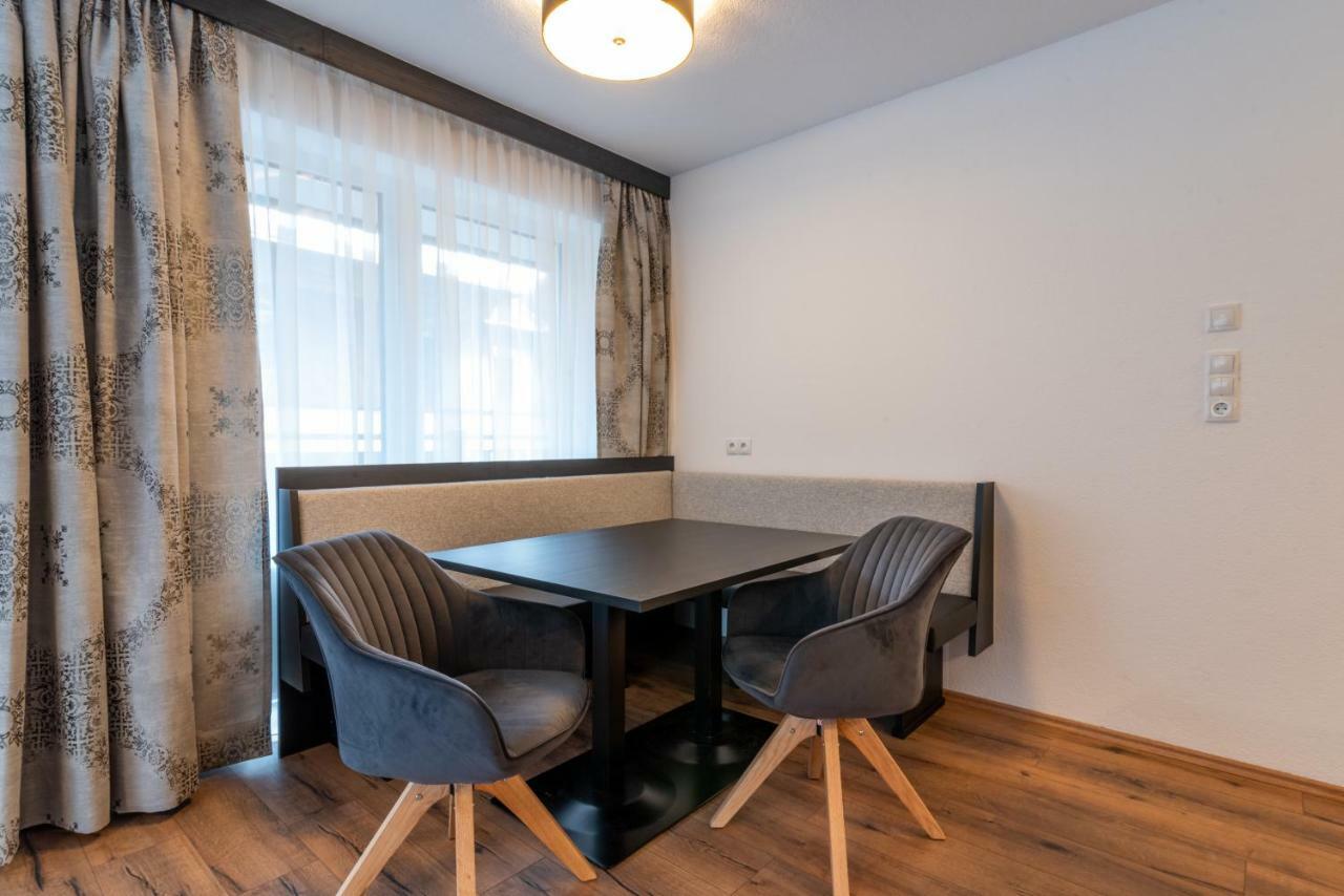 A Casa Rubin Chalet & Studio Resort Sölden Eksteriør billede
